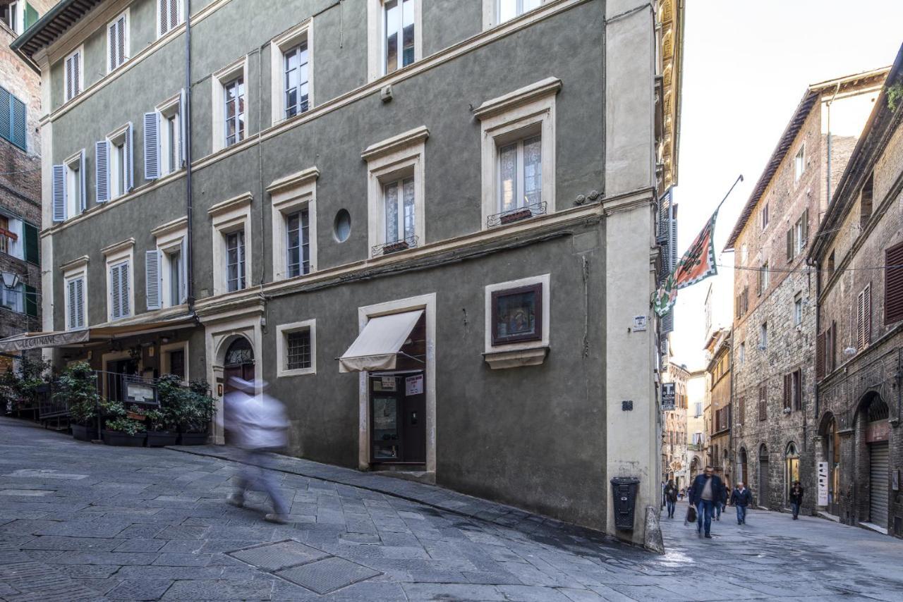 Bed and Breakfast Residenza d'Epoca Le Aquile Siena Exterior foto